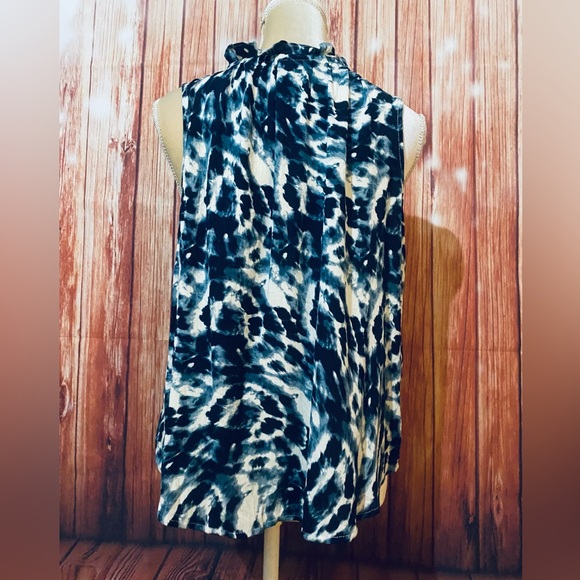 Women’s Medium Tank Top Bobeau Blue Tie Dye V Neck Ruffle Tie Tassel Textured - Picture 7 of 13